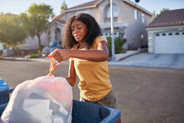 Best Attic Cleanout Services  in Kenner, LA